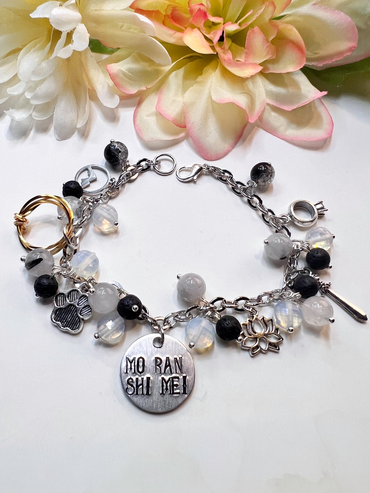 Husky White Cat Loaded Bracelet