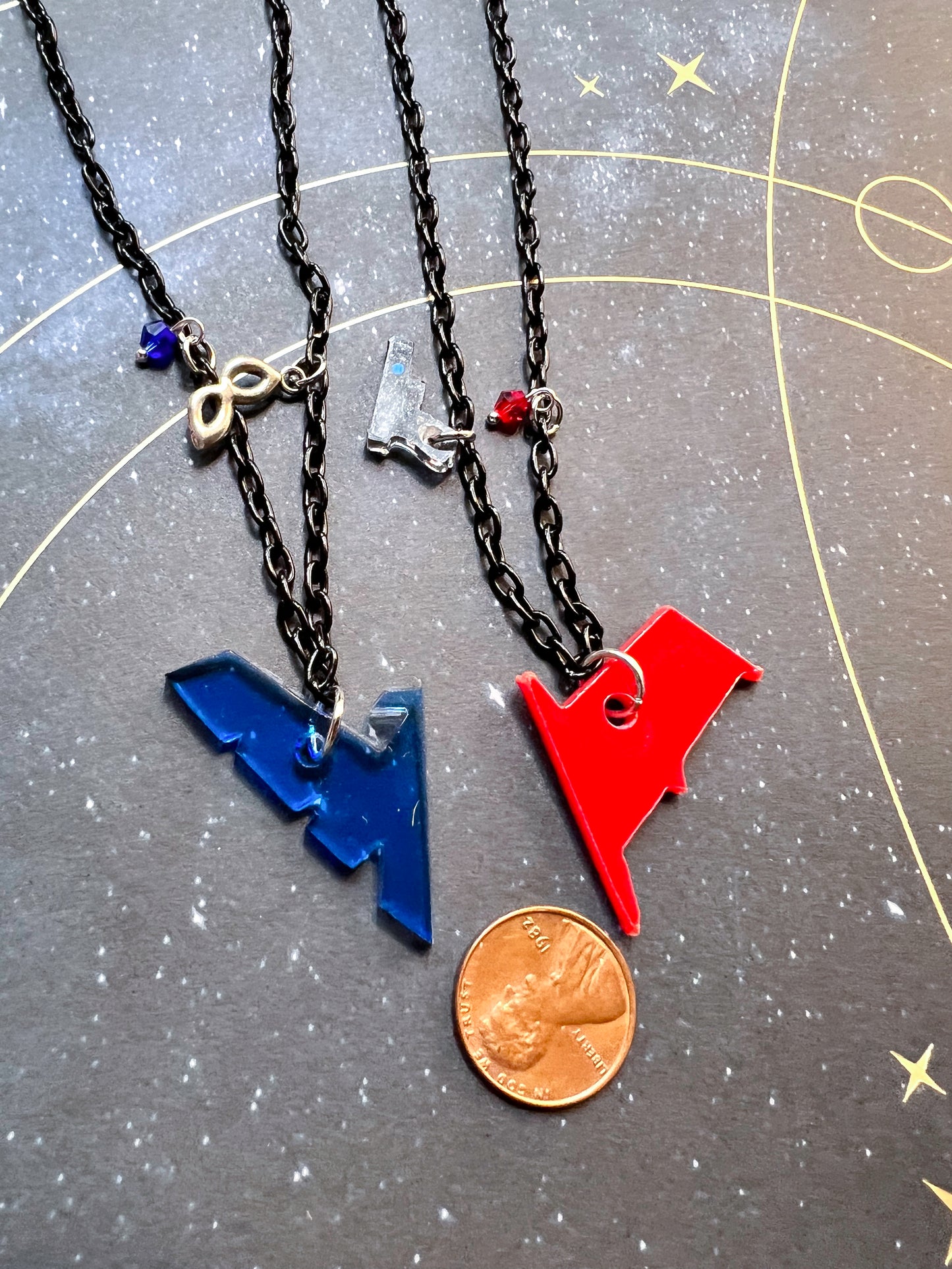 Nightwing and Redhood Bff Necklace