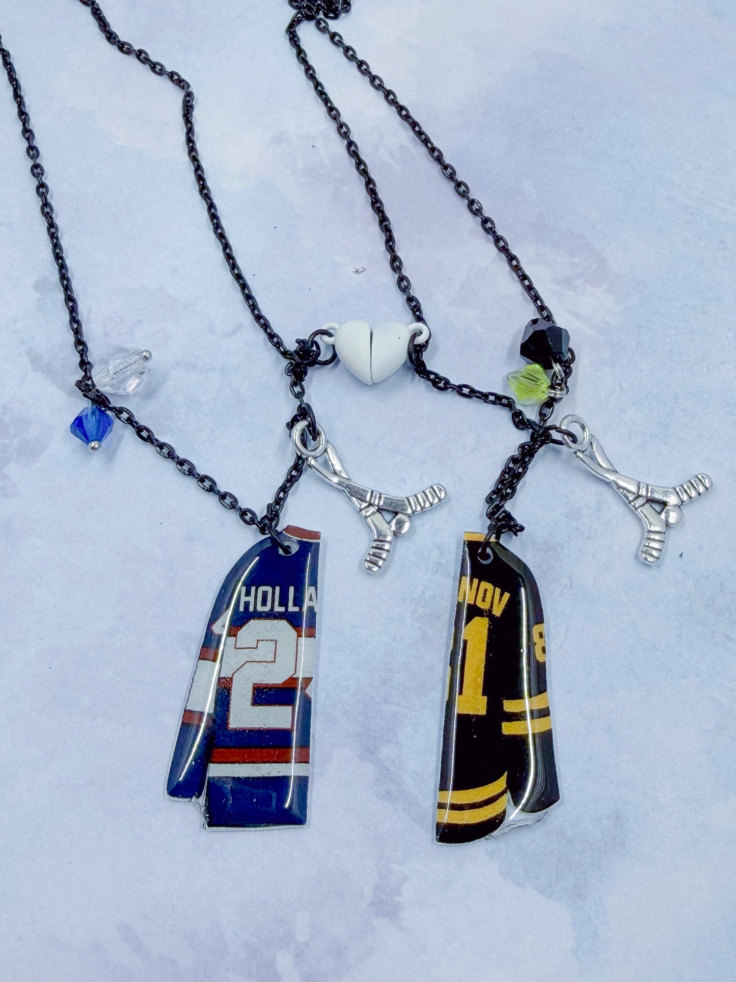 Heated Rivalry Hollanov Best Friend Necklace