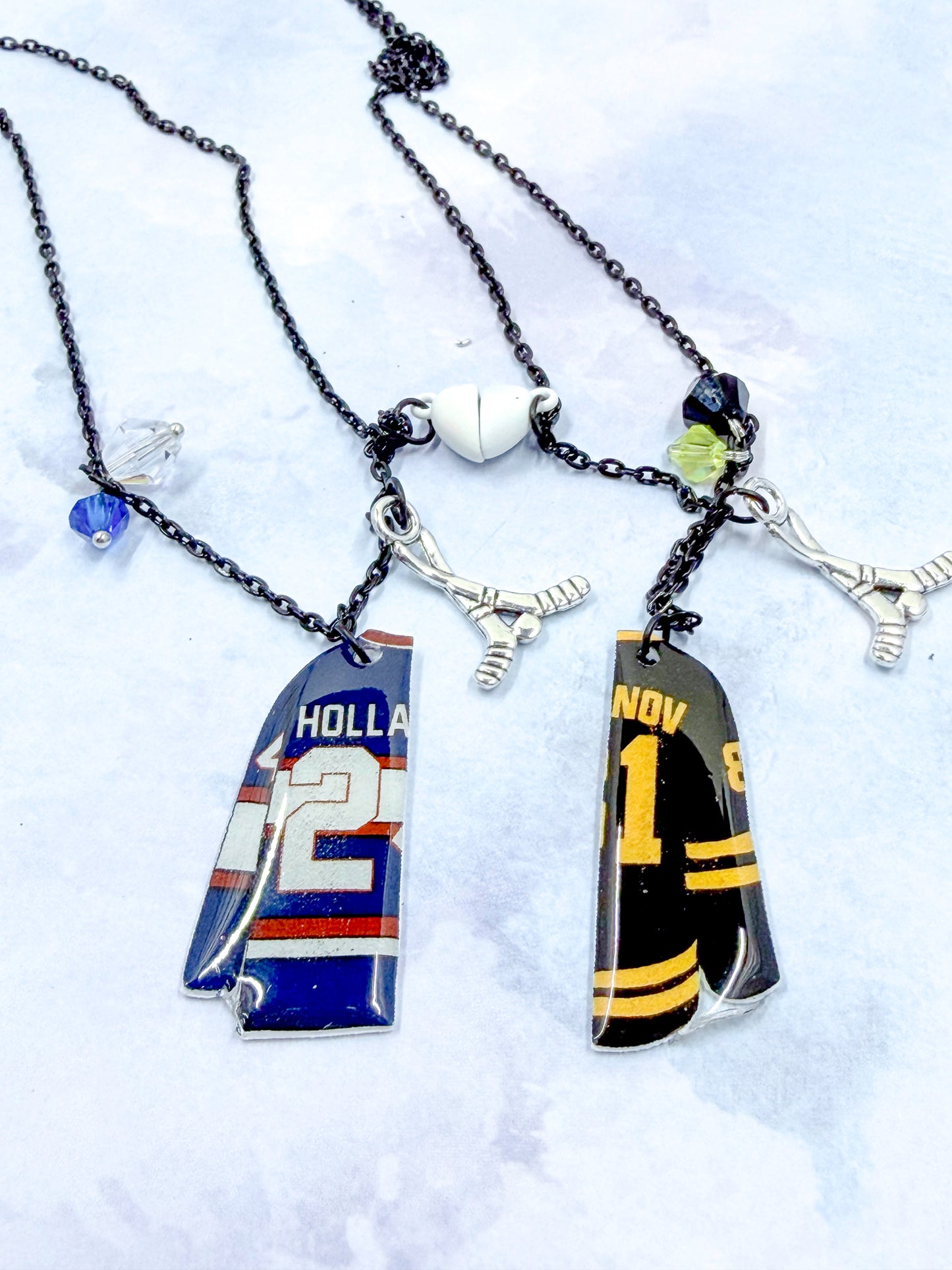 Heated Rivalry Hollanov Best Friend Necklace